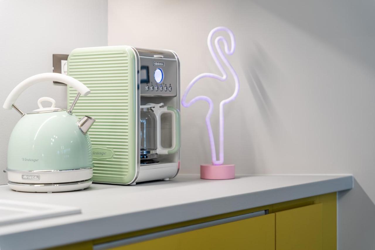 아테네 Pop Art Homm In Groovy Koukaki 아파트 외부 사진